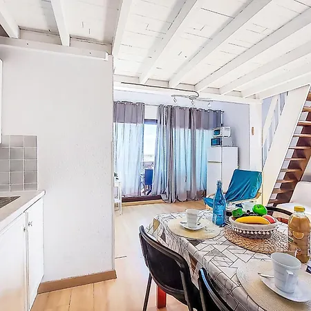 Martinique 2-3-2 By Interhome *